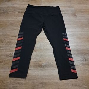 BSP Black with Stripes 3/4 Length Fitness Leggings Women's Size Medium NWOT